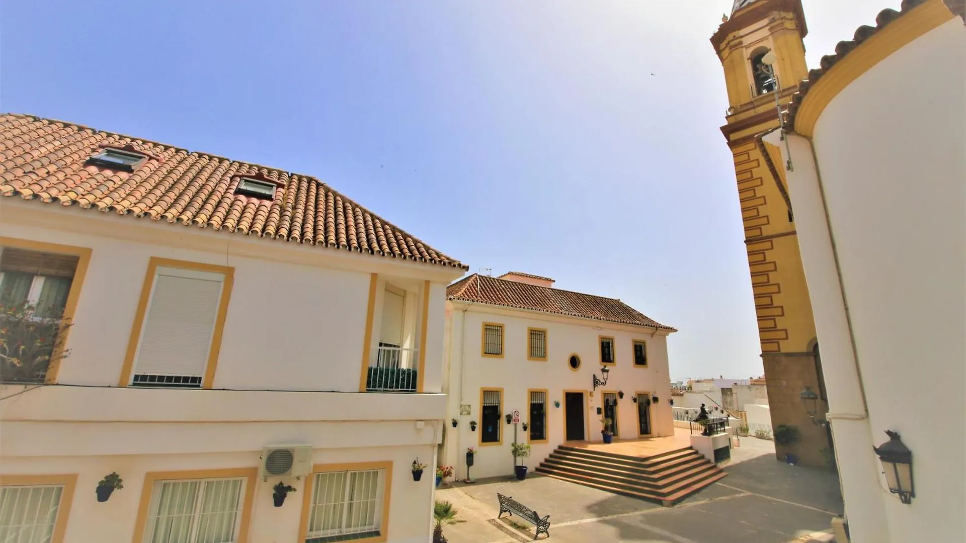 Estepona Centre Apartment Puccini