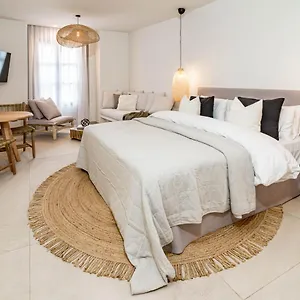 Apartment Seaclub Suites By Roomservices, Estepona